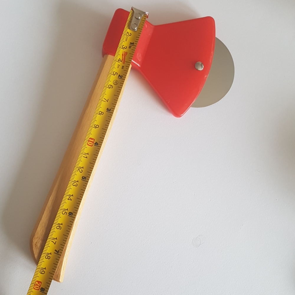 Ax Pizza Cutter (Red) - Picture 7 of 9